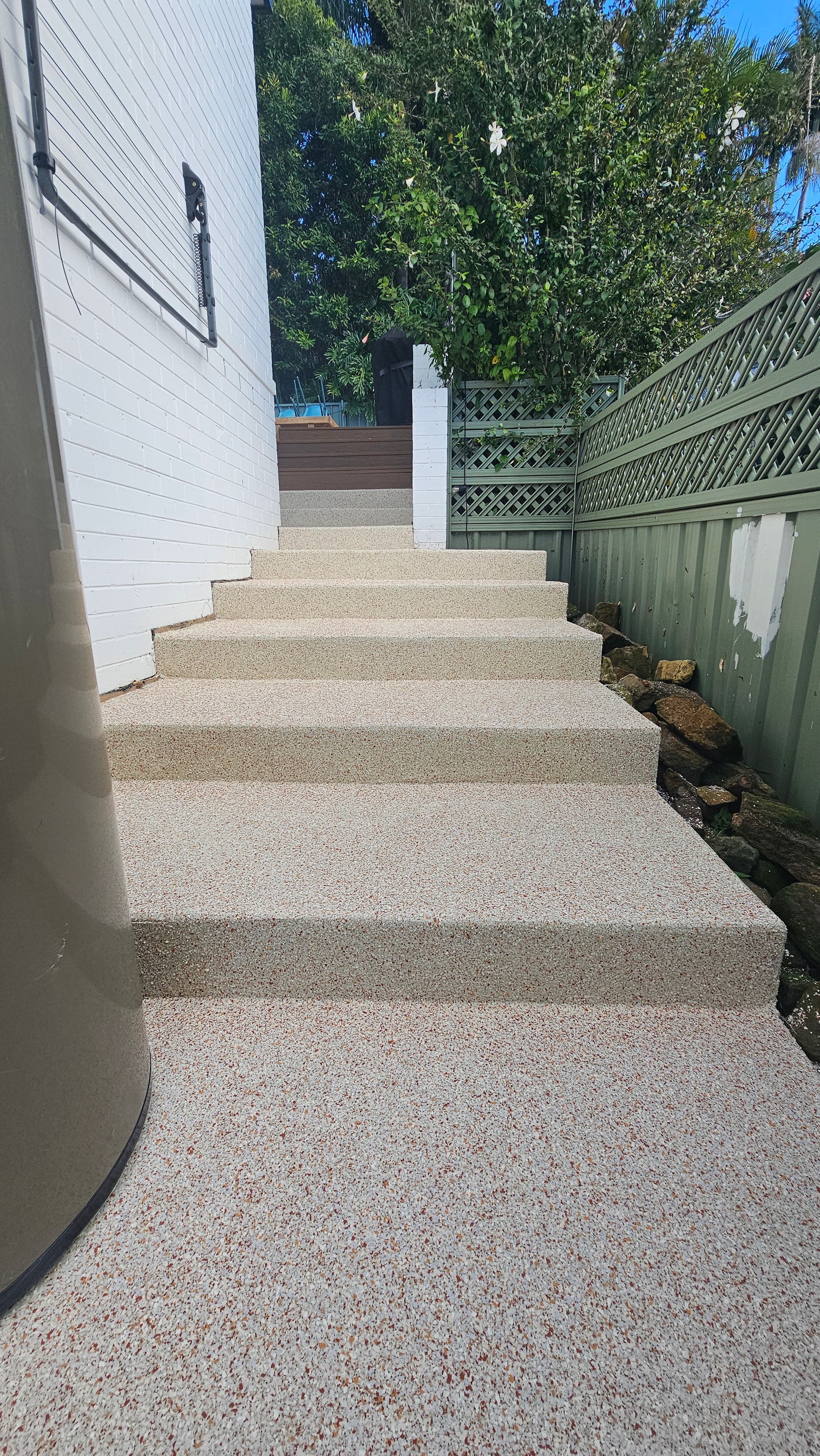 Quartz broadcast epoxy steps finished warm tone